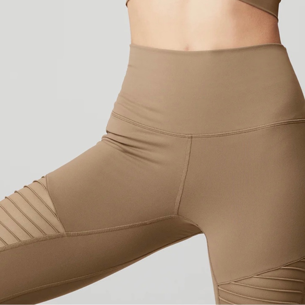 📦 MOVING SALE 📦 alo High Waist Moto Legging - Picture 4 of 14